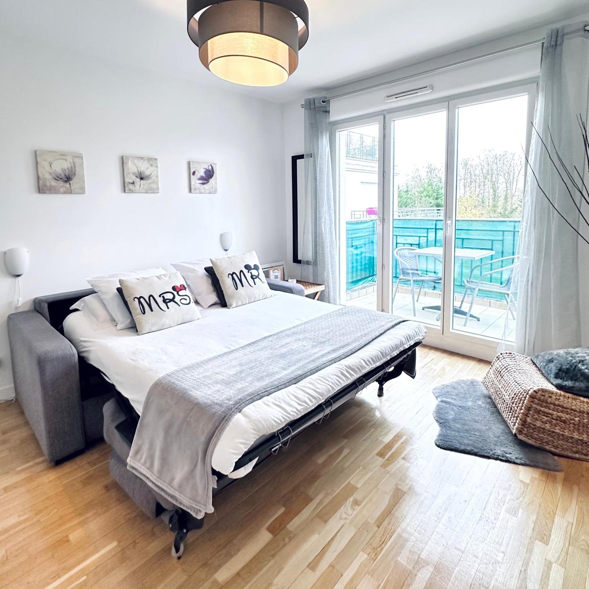 Sweet Apartment In Front Of Disneyland'S Castel Монтеврен Экстерьер фото